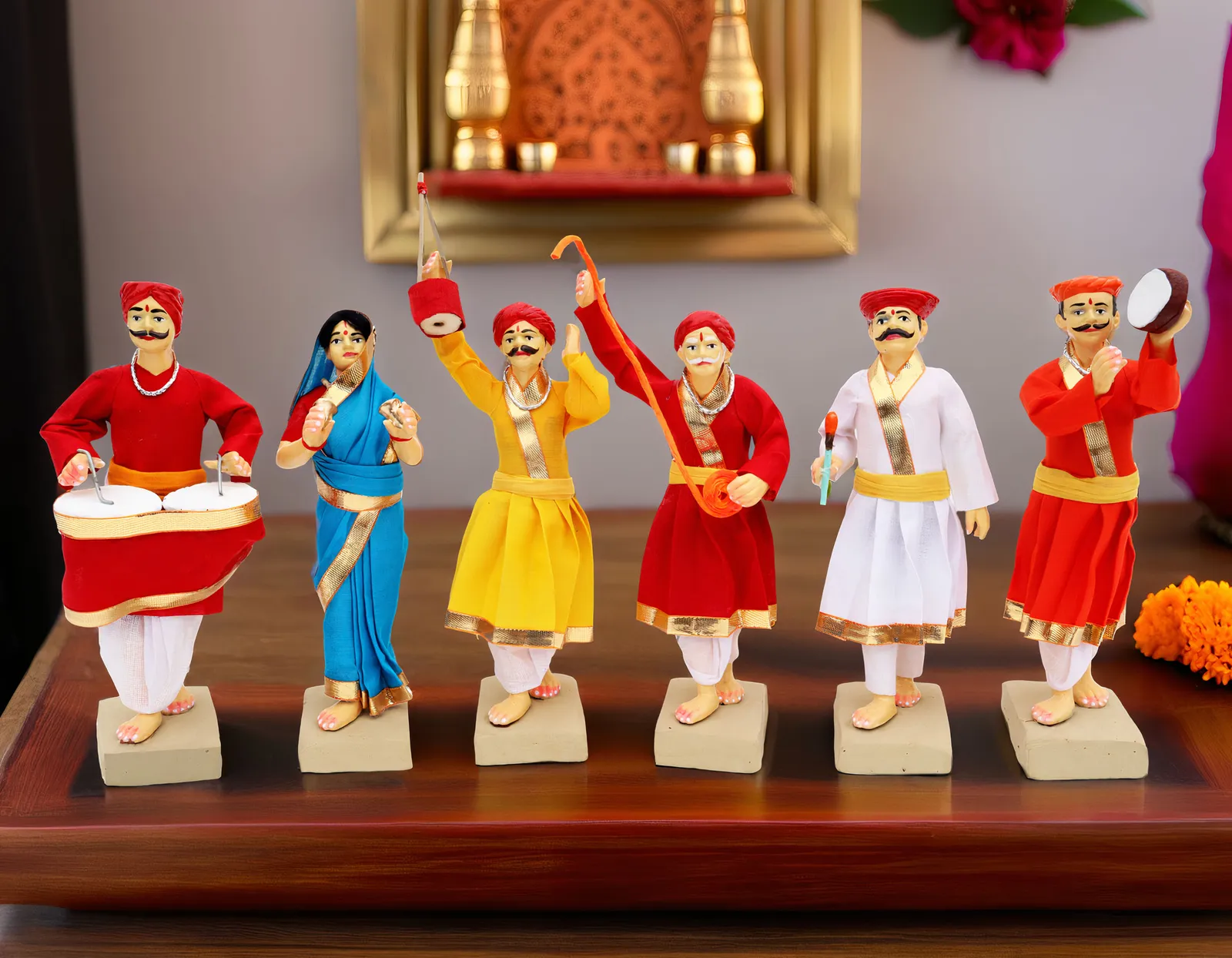 GONDHALI Folk Team - Set of 6 | Handmade Terracotta Clay Figurine | Standing Human Figure Idols